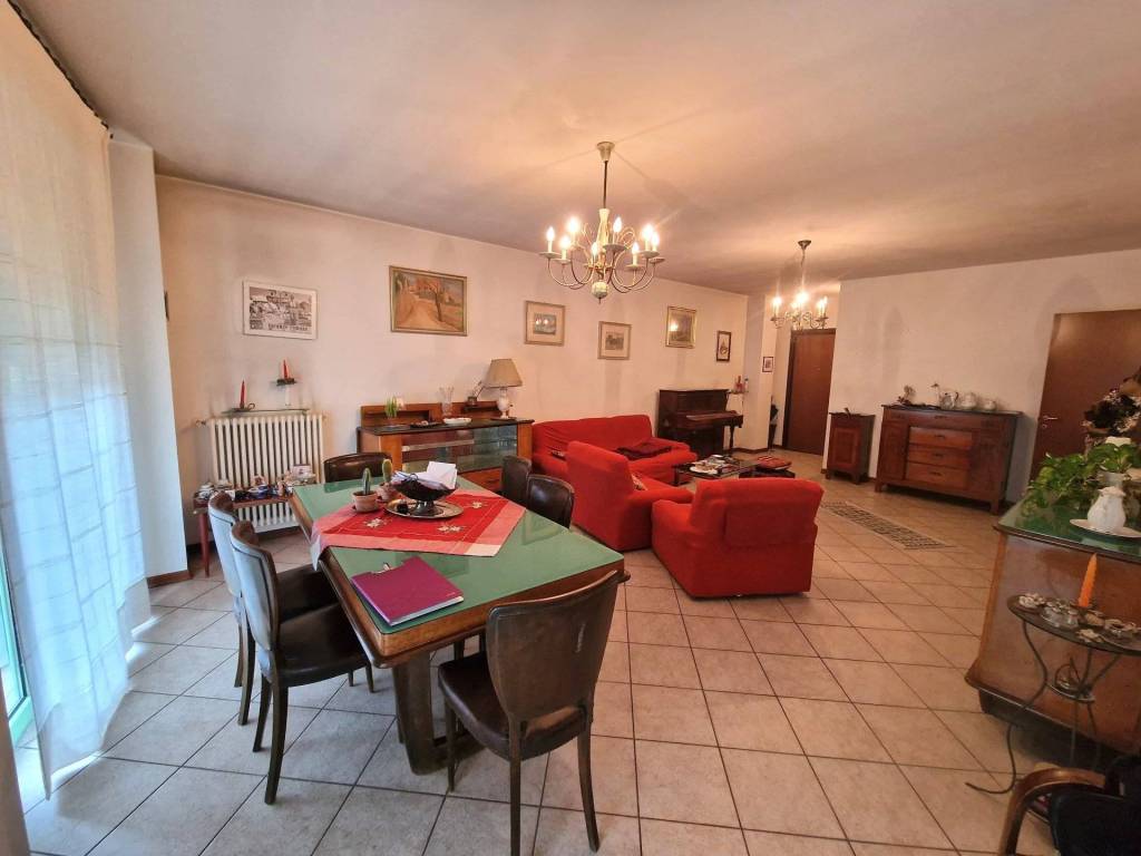 Appartamento via xxiv maggio, centro, novafeltria