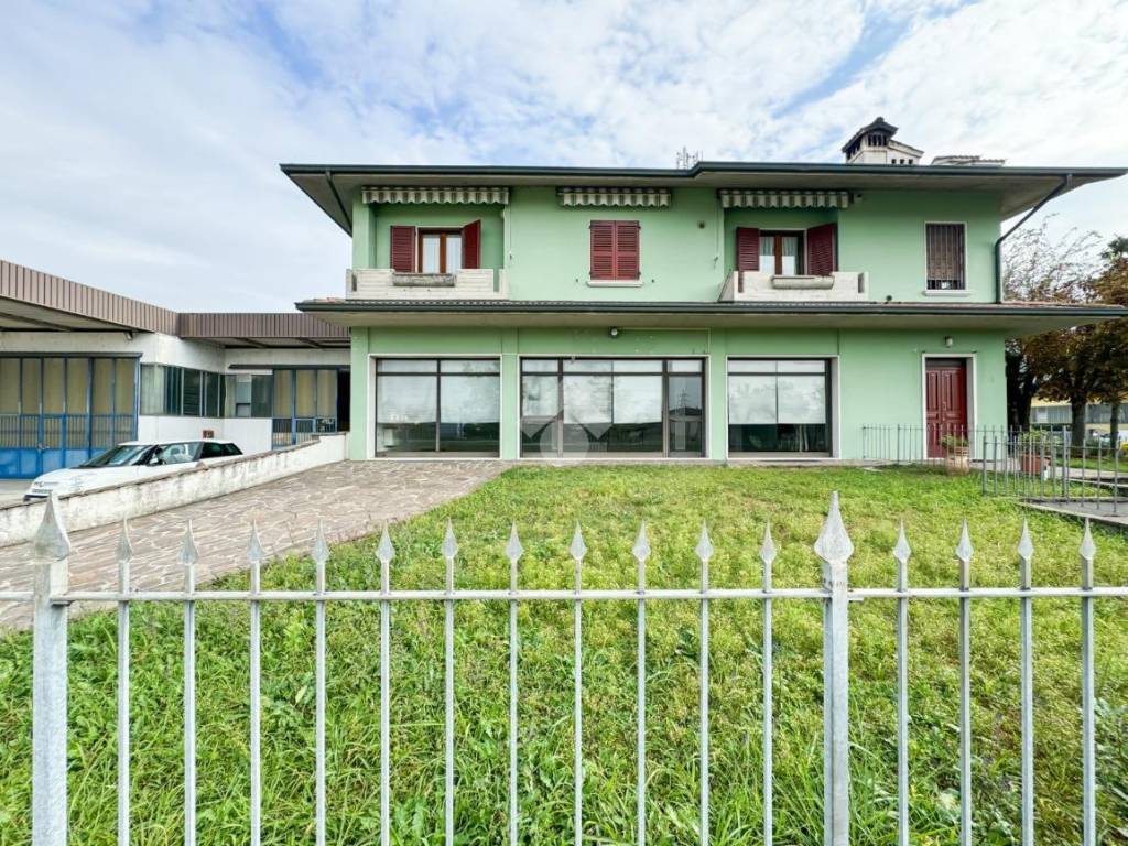 Capannone via artigianale 9, centro, ghedi