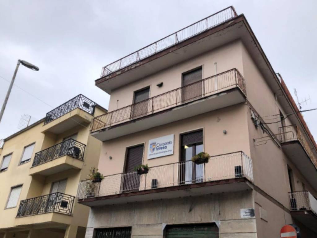 Ufficio all'asta via lago di garda, frosinone