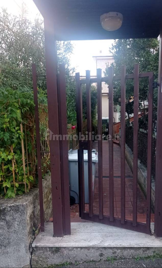 Palazzo - Edificio in vendita a Fonte Nuova