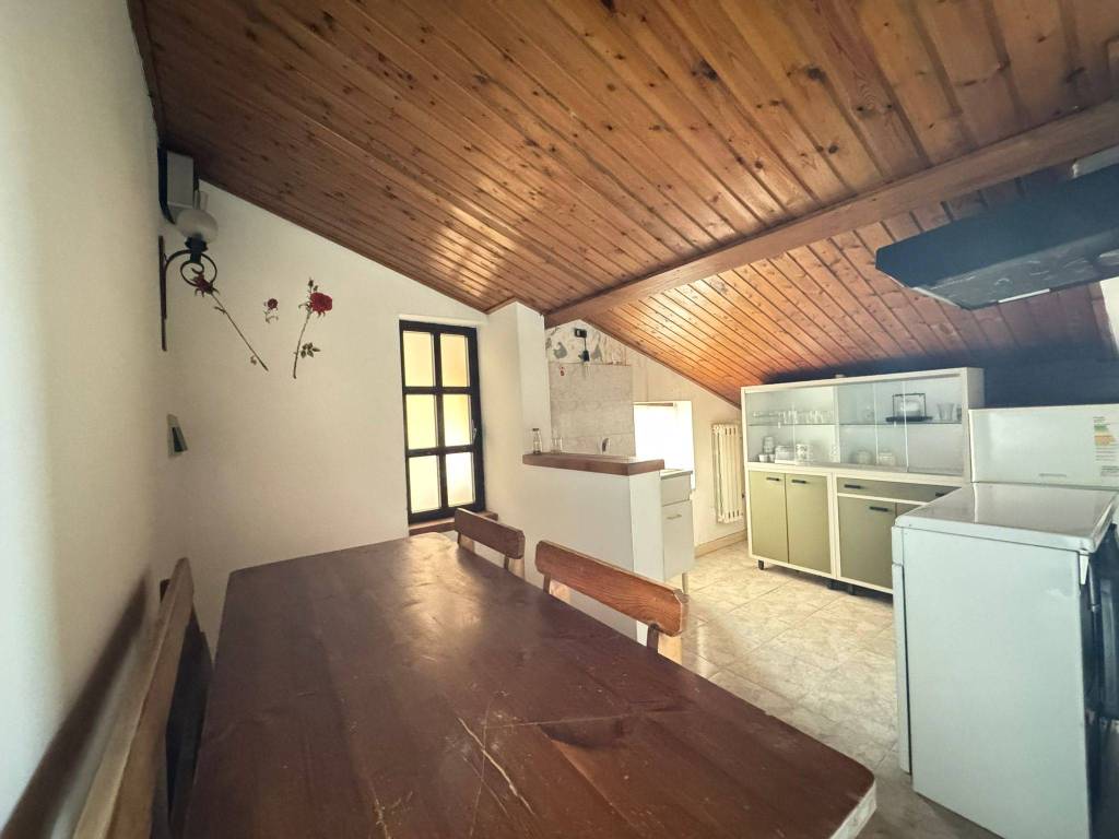 Mansarda via leonardo di bona 4, santa maria, catanzaro