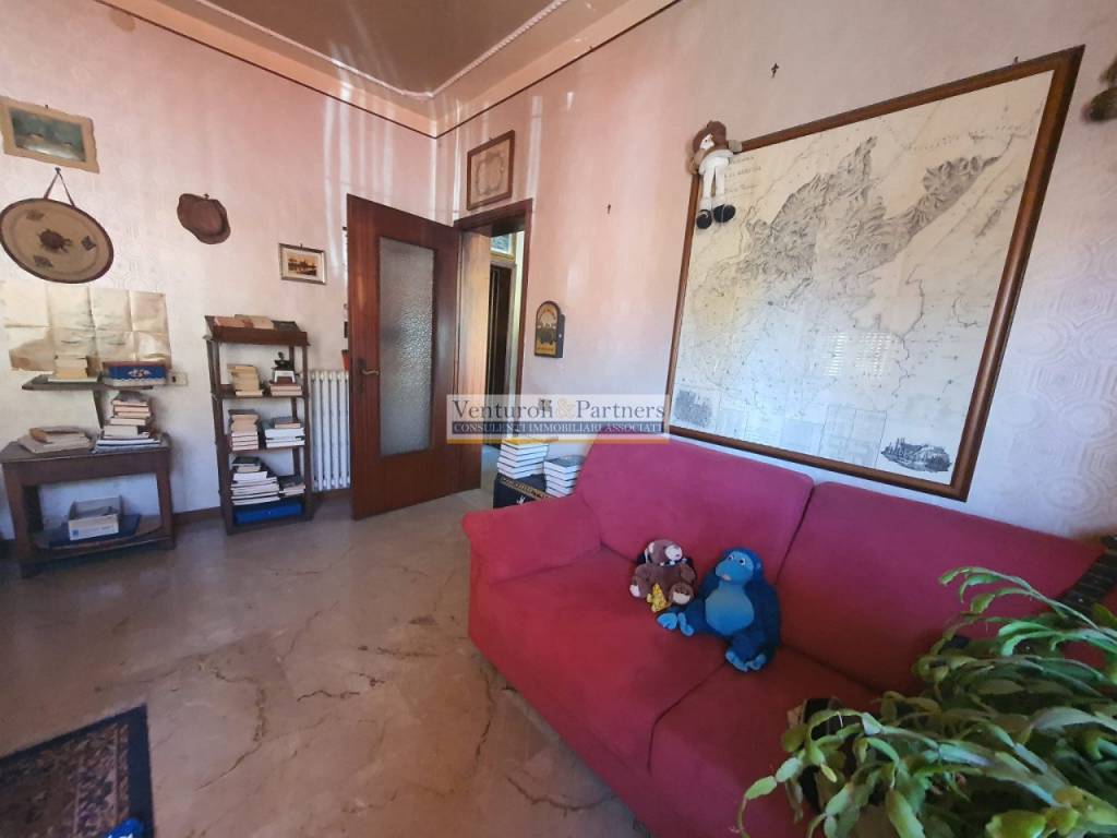 Salone