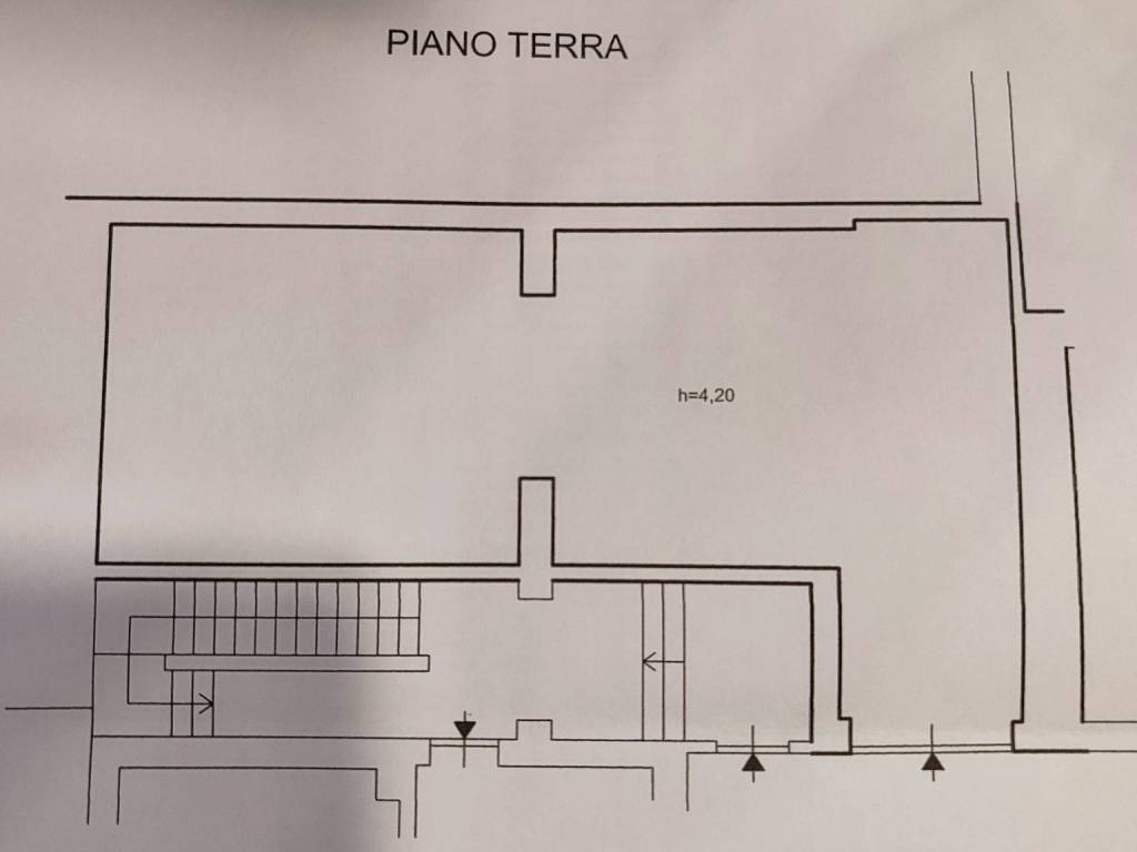 Garage - box corso giuseppe mazzini 13, centro storico, pavia