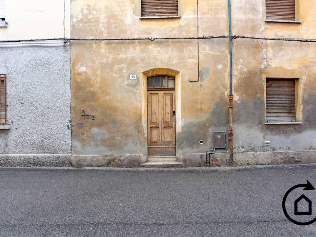 Terratetto unifamiliare via tommaso zauli saiani 45, centro storico, forlì