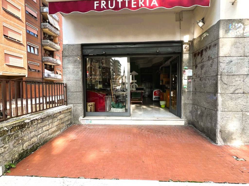 Laboratorio via filomusi guelfi, cinecittà, roma