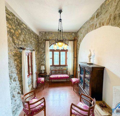 Salone