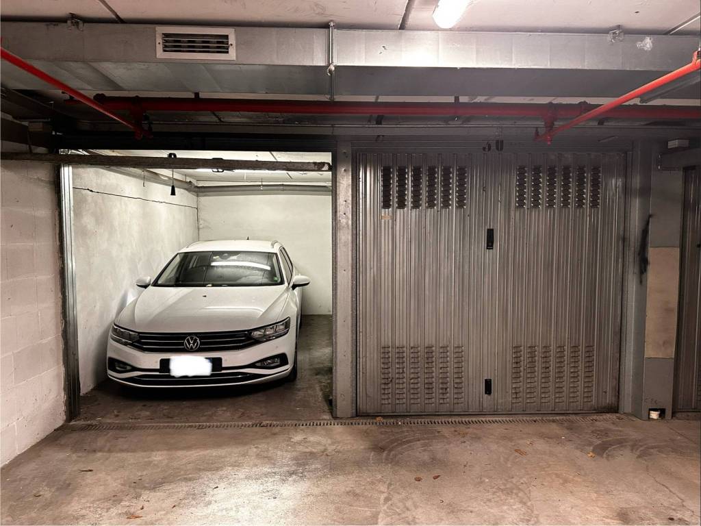 Garage - box via antonio di vincenzo 6, bolognina, bologna