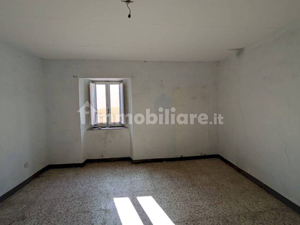 Stanza non arredata