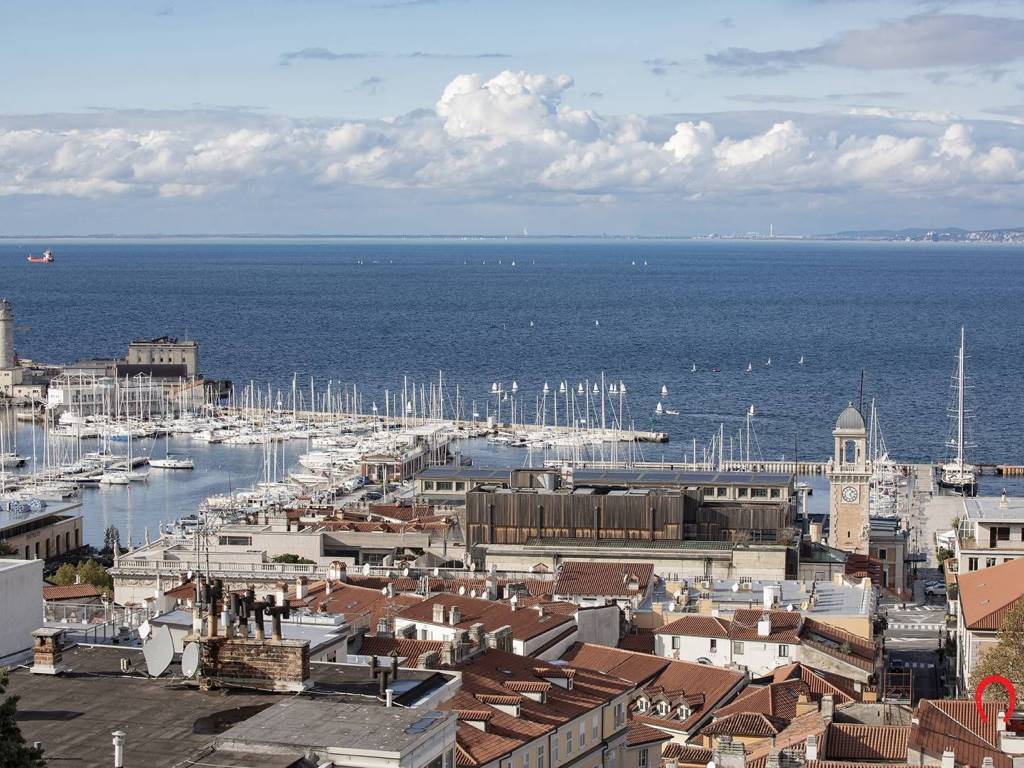 Quadrilocale via giustinelli 13, san vito - campi elisi, trieste