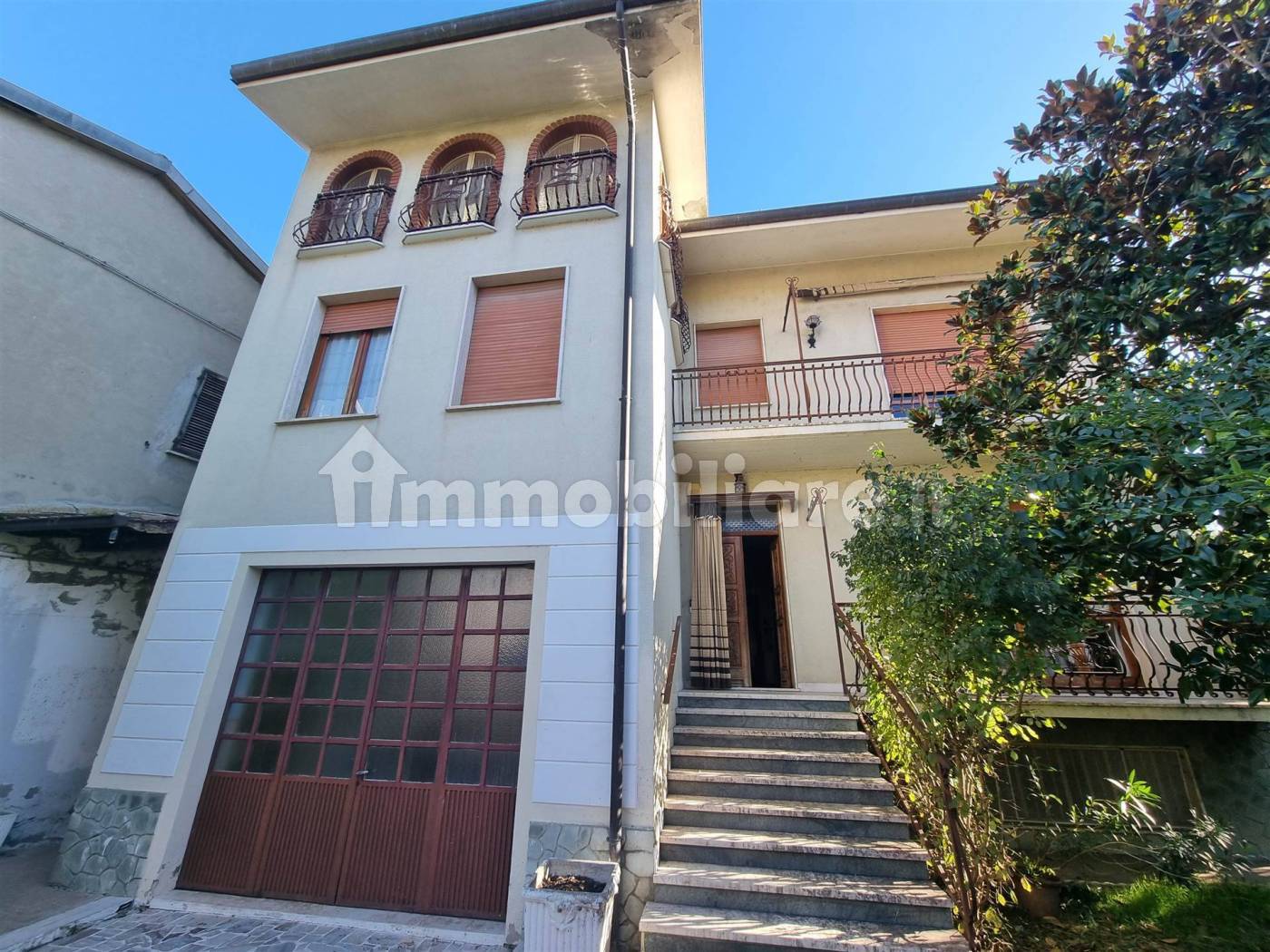 Villa in vendita a Alta Val Tidone