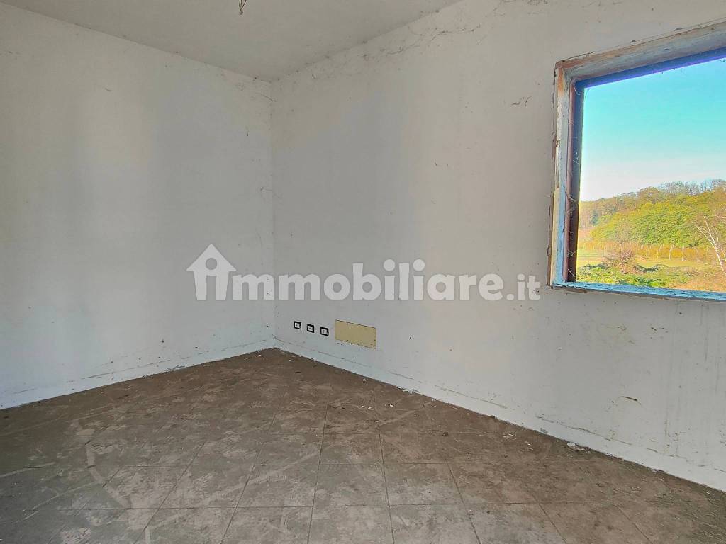 Stanza non arredata
