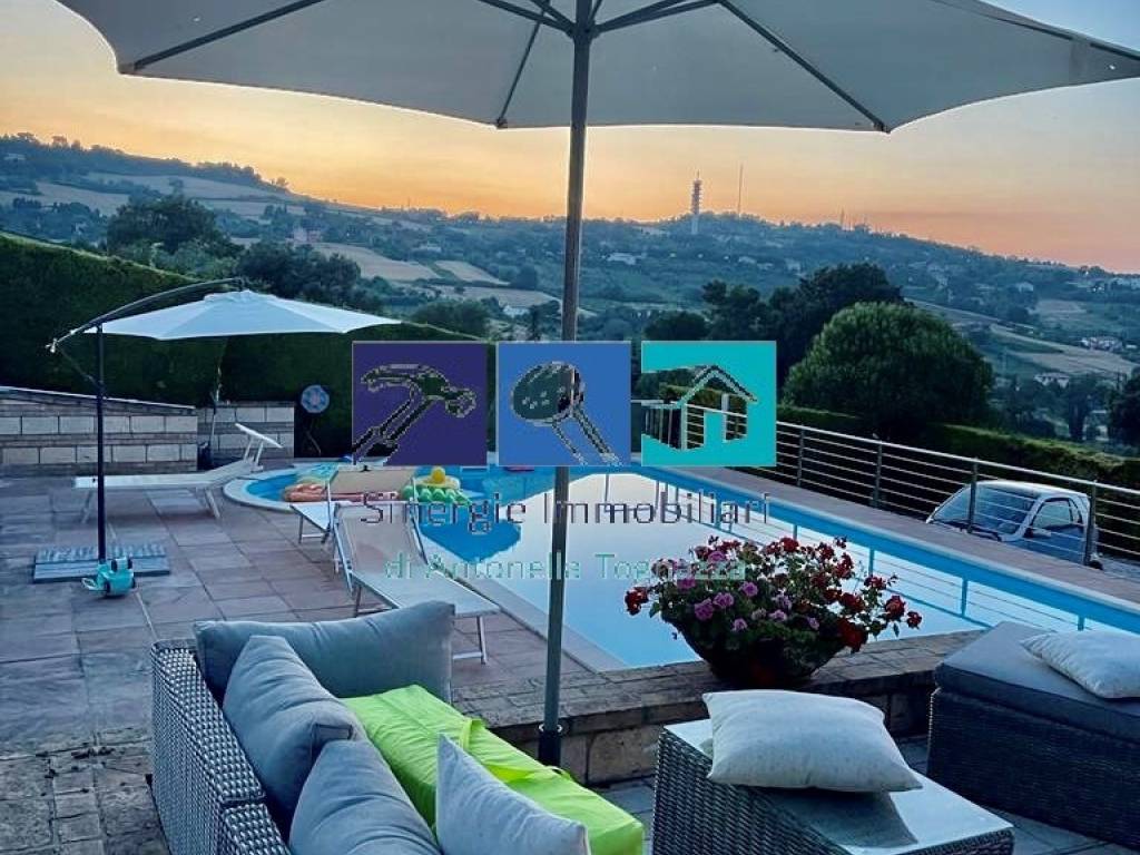 Villa bifamiliare, ottimo stato, 200 m², candia, ancona