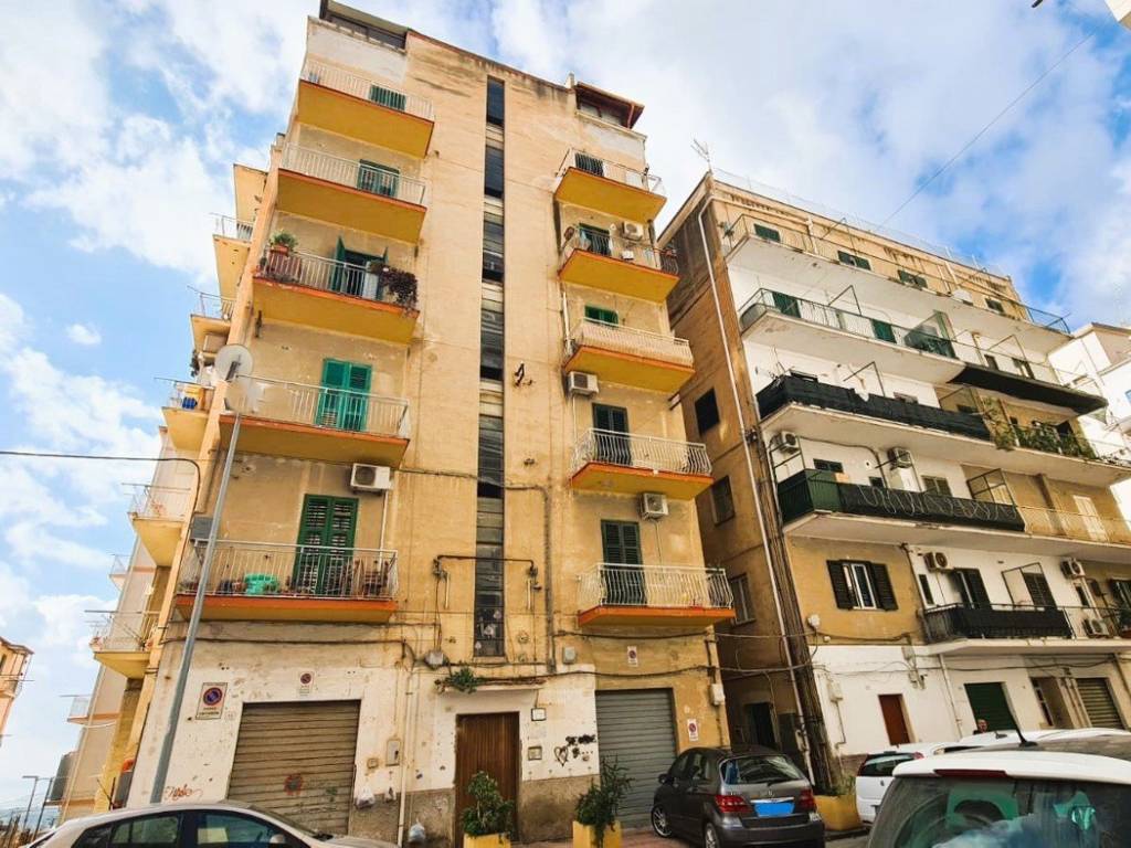 Trilocale via callicratide , 87, via imera, v. della vittoria, via dante a., agrigento