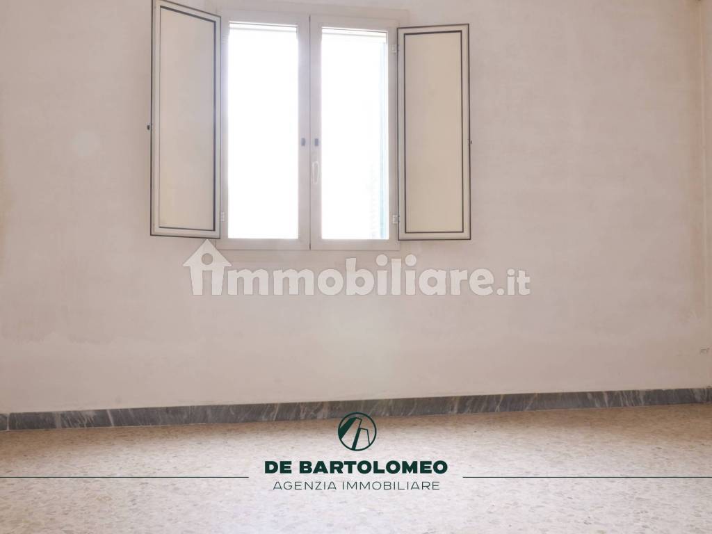 Stanza non arredata