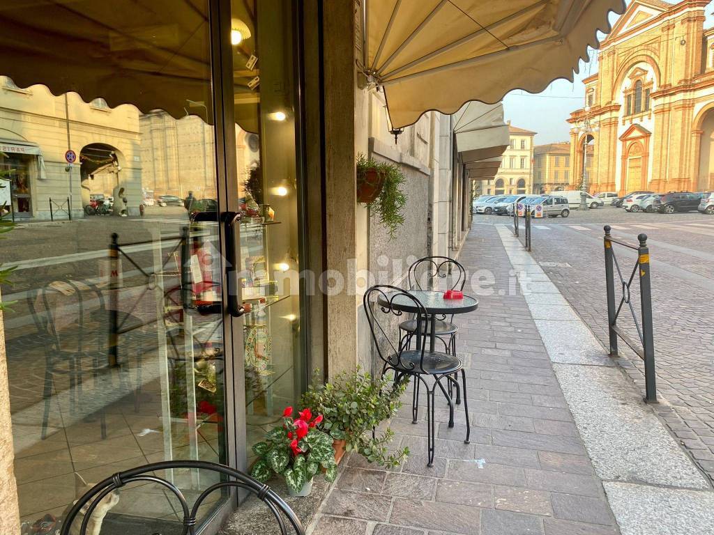 Bar via Camillo Benso di Cavour 9, Voghera, Rif. 116337879 - Immobiliare.it