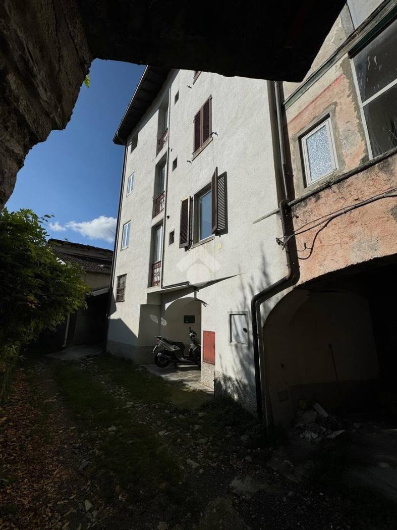 Casa indipendente in vendita a Centro Valle Intelvi