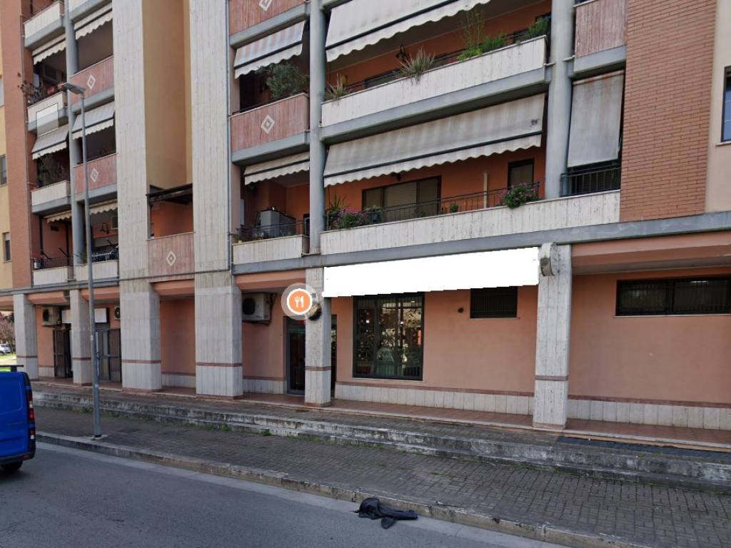 Negozio - locale commerciale via caio giulio cesare, centro, latina