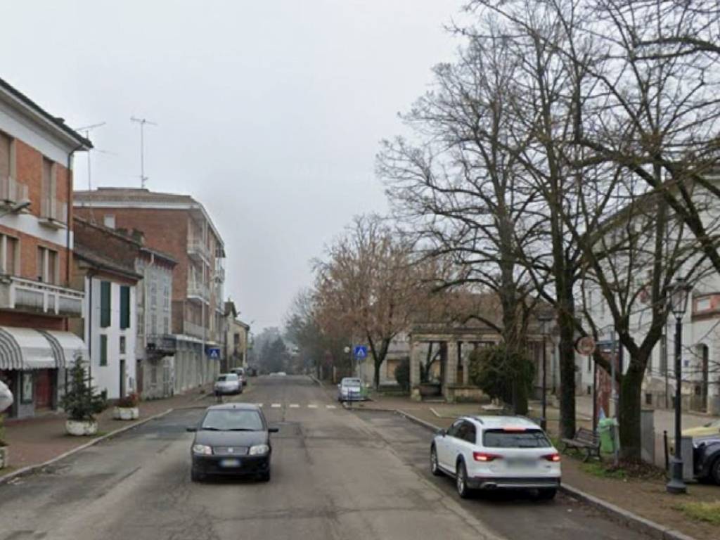 Quadrilocale via giovanni dossena, borgo rovereto - piscina, alessandria