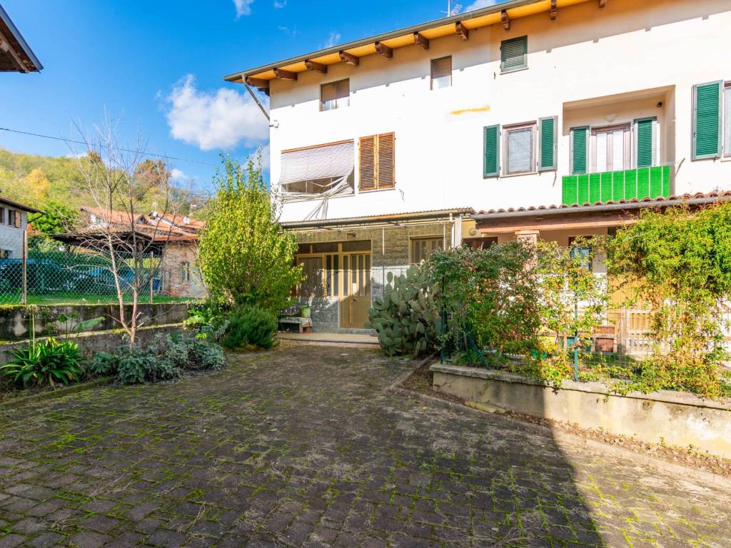 Villa a schiera via per occhieppo 18, camburzano