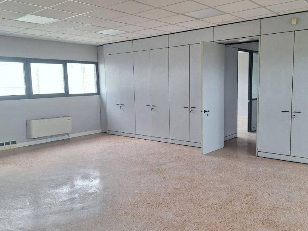 Capannone via della stazione, fiorano, fiorano modenese