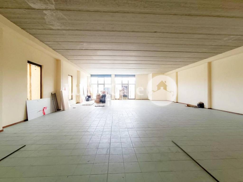 Laboratorio via alcide de gasperi, sant'anna, lucca