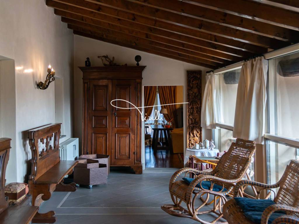 Salone