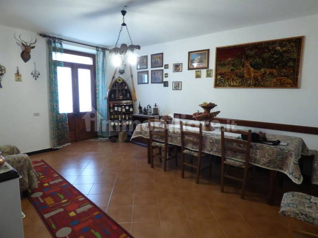 Salone