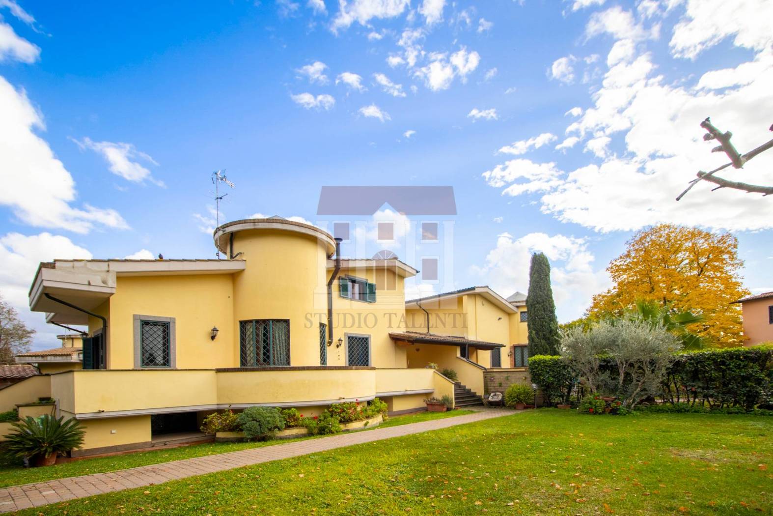 Villa in vendita a Roma