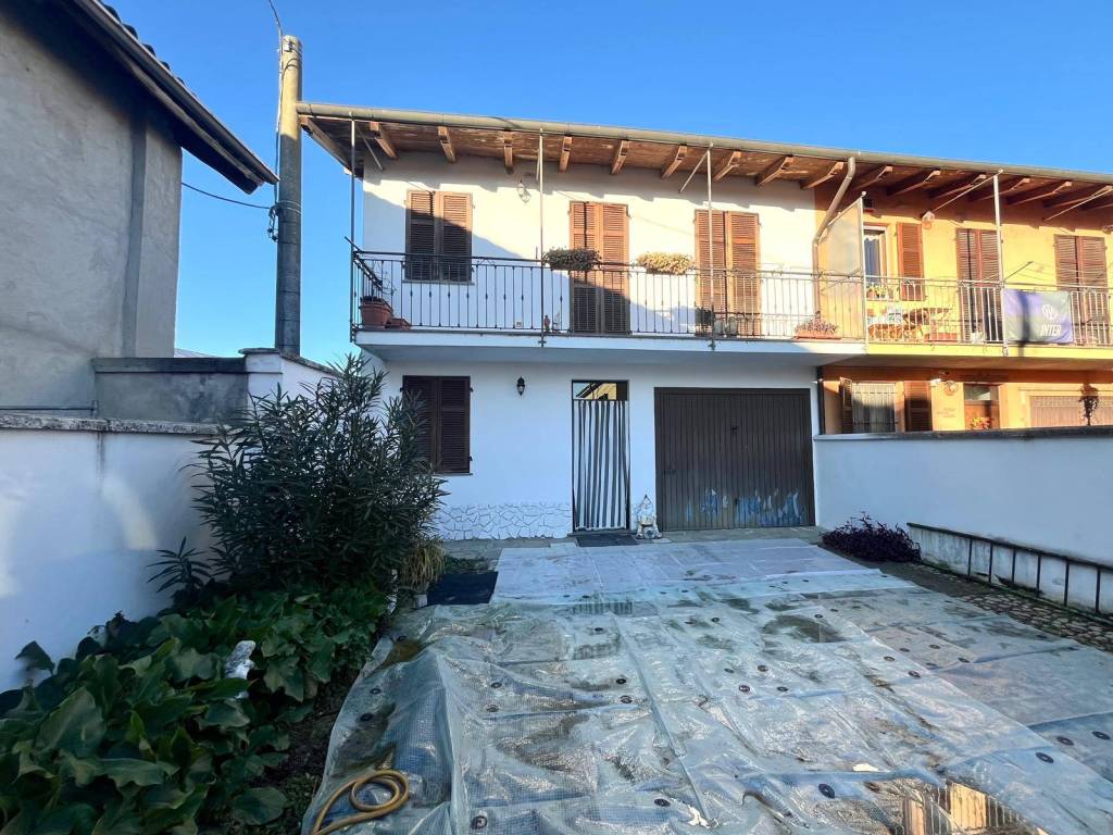 Villa a schiera via dante alighieri, ronsecco