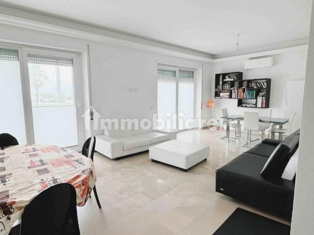 Appartamento in vendita a Viareggio