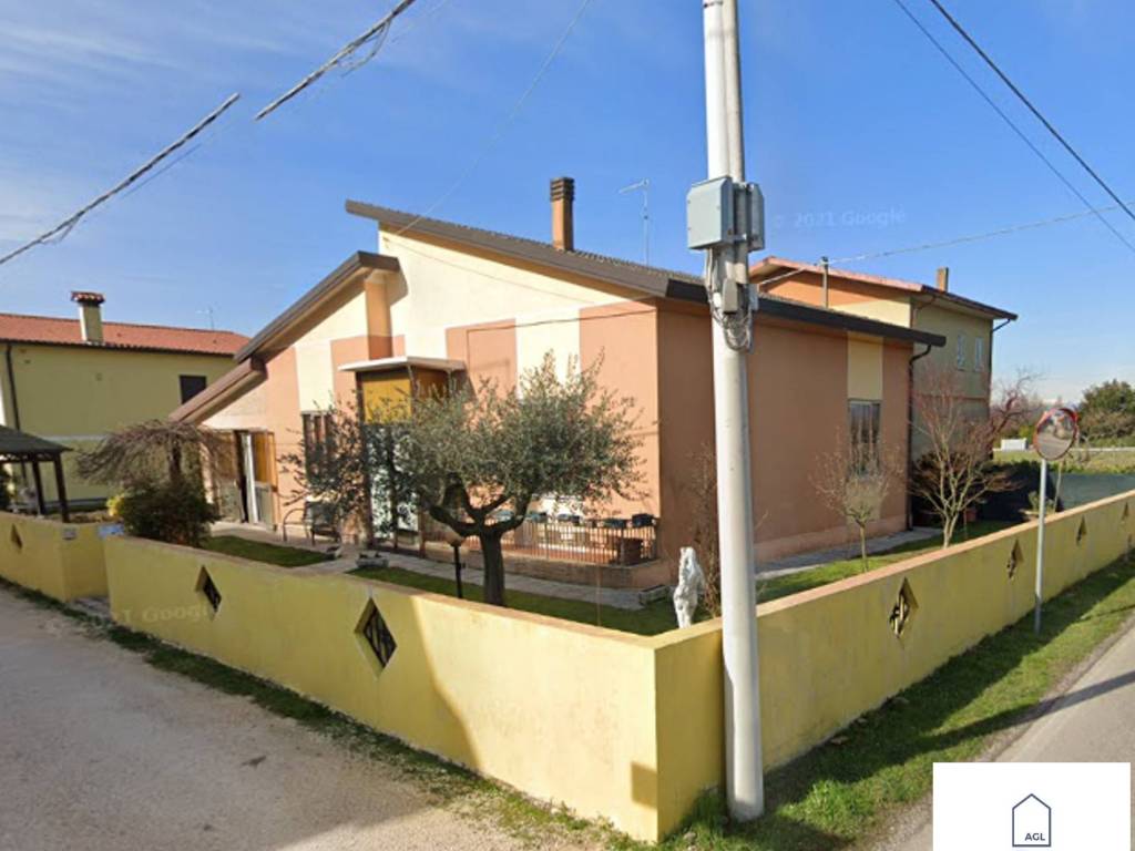 Villa at auction via Codalunga 105, Carbonera