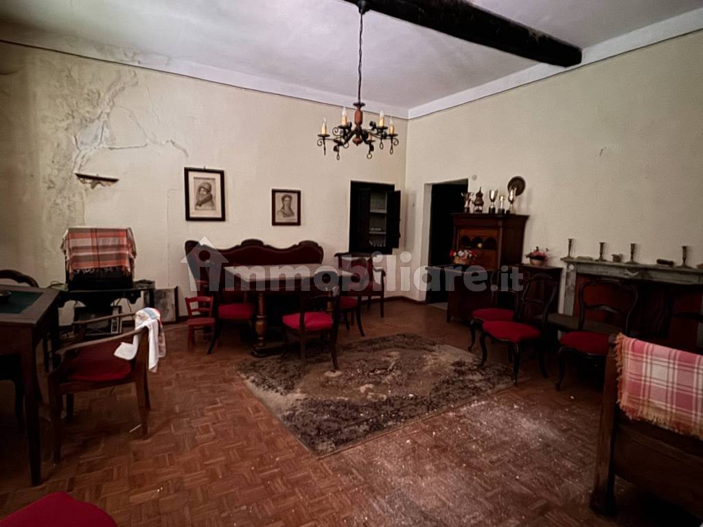 Salone