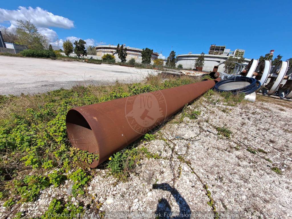 Capannone all'asta via e. fermi, brindisi