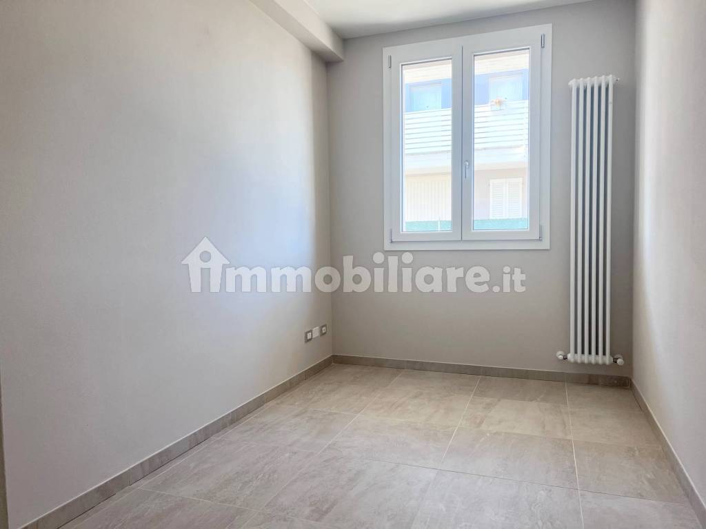 Stanza non arredata