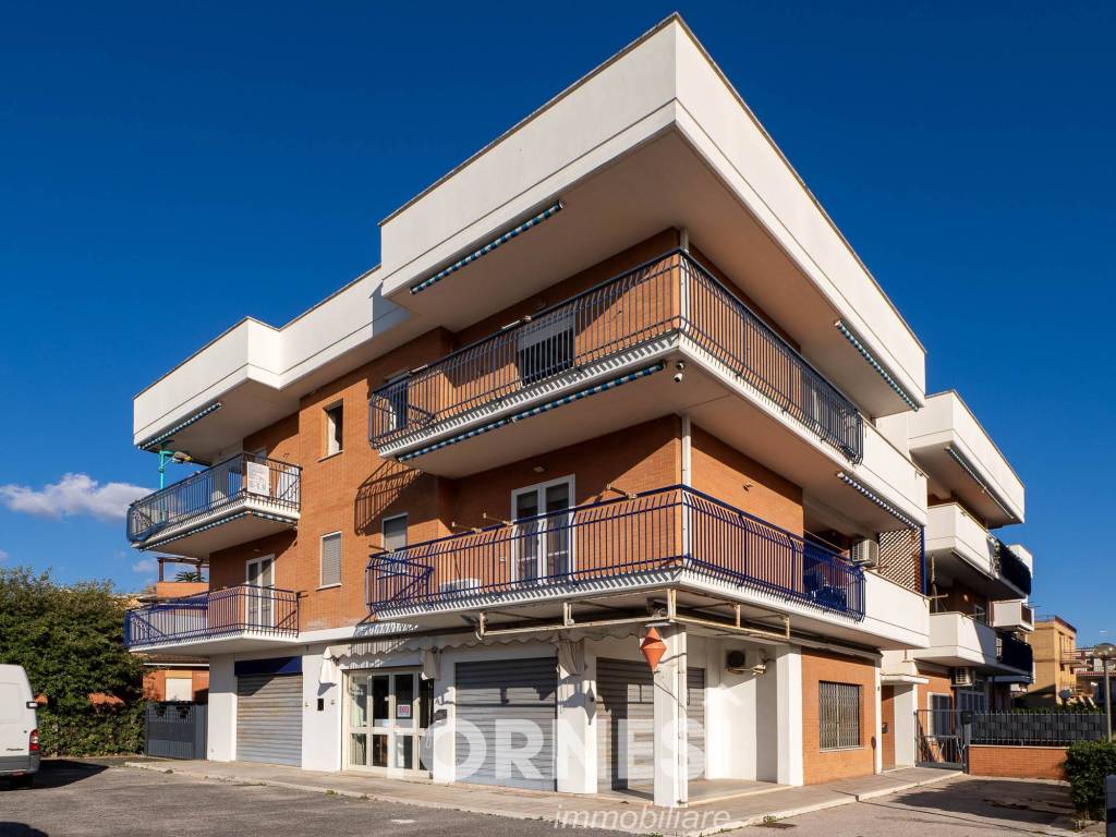 Attività commerciale via friuli venezia giulia, lungomare circe, via badino, terracina
