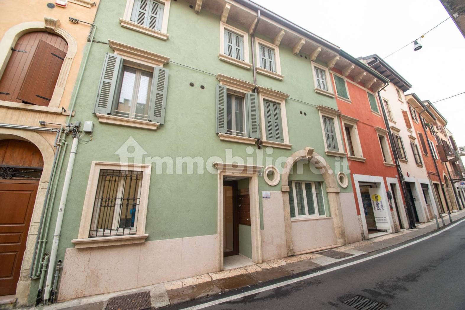 Appartamento in vendita a Verona