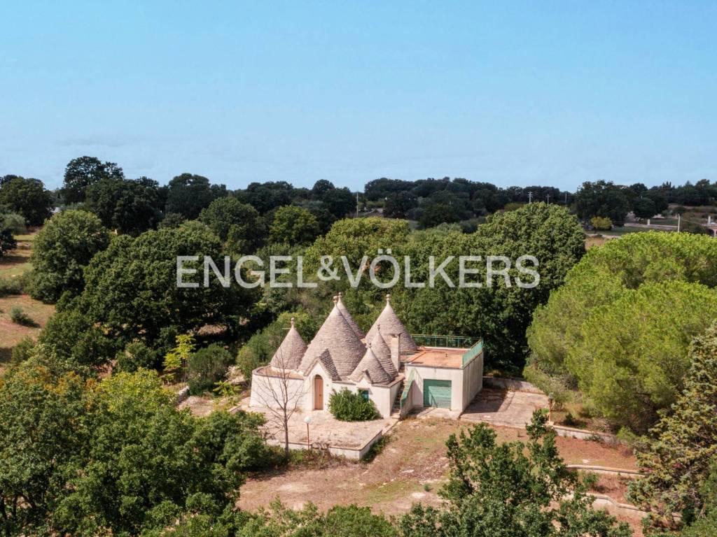 Villa unifamiliare contrada san salvatore, campanile, fumarola, cavalleriza, ostuni