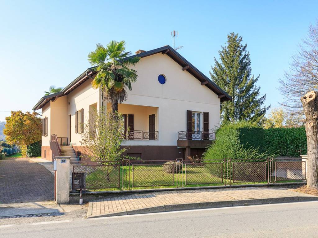 Villa unifamiliare via ambrogio e luigi zanotti, centro, borgo ticino