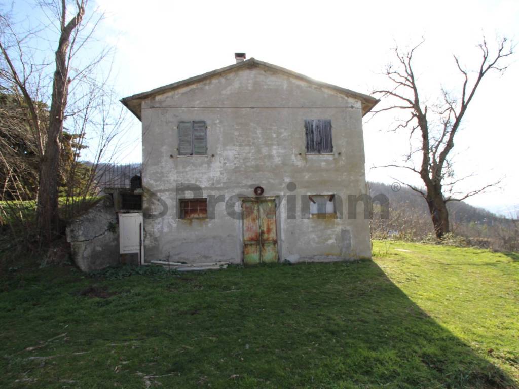 Vendita Villa Unifamiliare Galeata Da Ristrutturare Posto Auto 340 vendita-villa-unifamiliare-galeata-da-ristrutturare-posto-auto-340