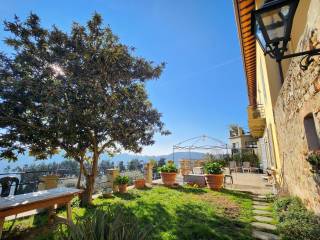 Apartment in villa via di Capornia, Serpiolle, Florence