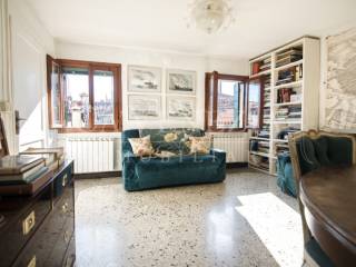 Single-family detached house Fondamenta Sant'Anna, Arsenale - Giardini della Biennale, Venice