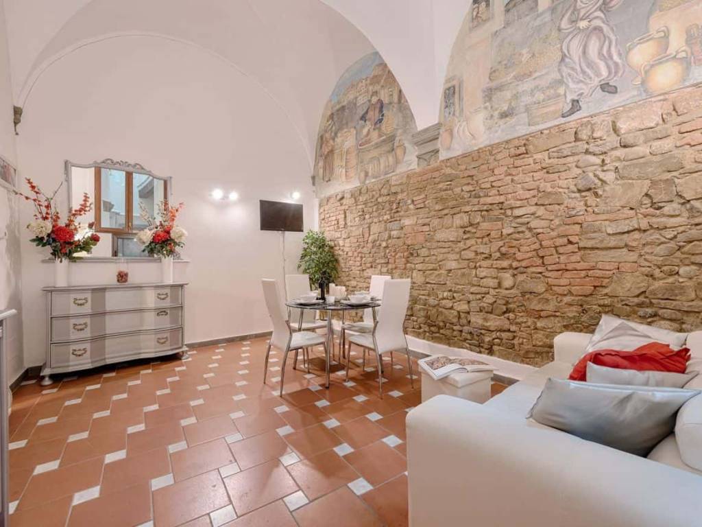 Quadrilocale borgo tegolaio,29 r, santo spirito, firenze