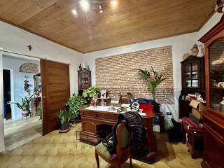 Salone