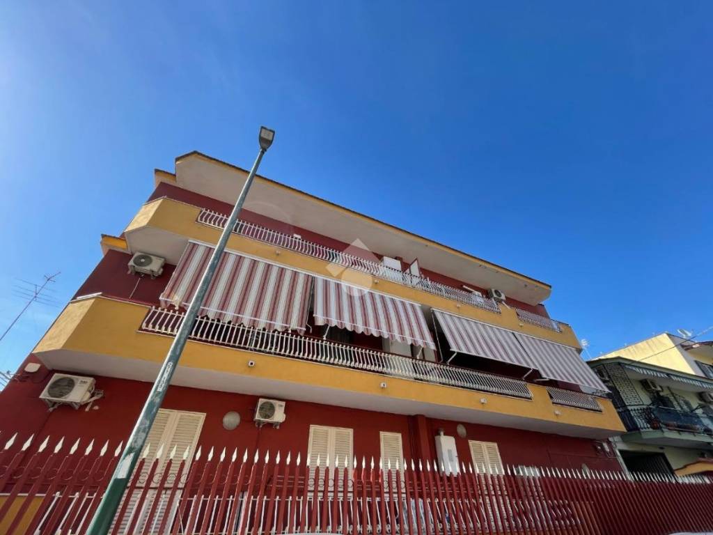 Trilocale via luigi volpicella 469, ponticelli, napoli