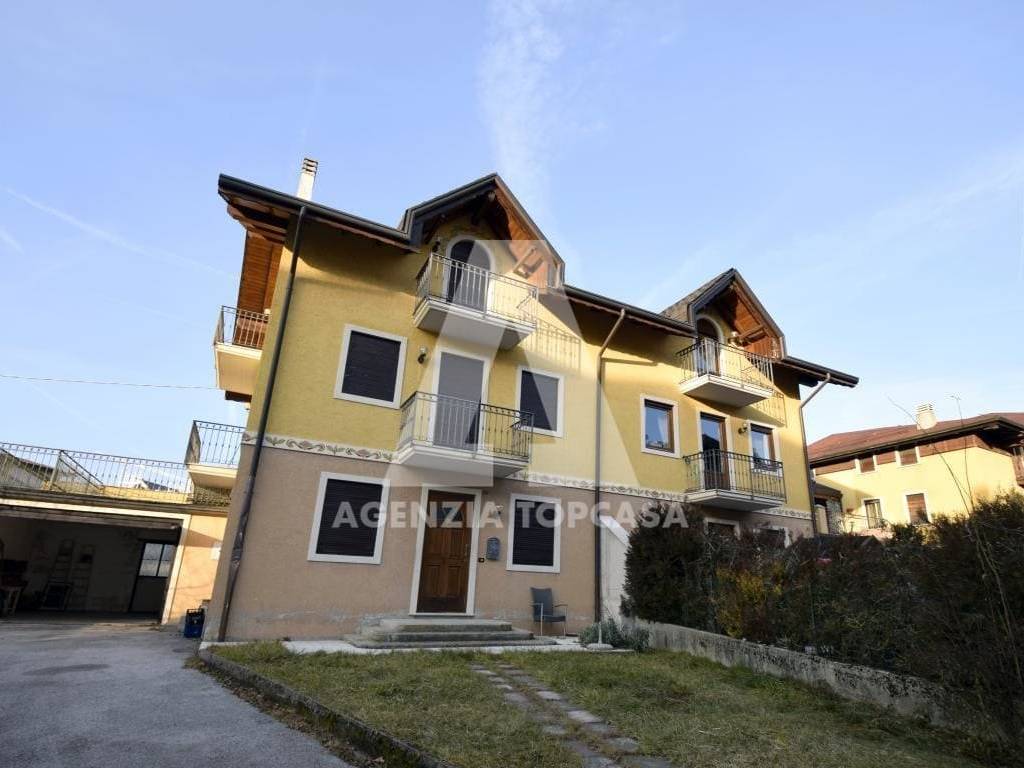 Villa bifamiliare via benedetto cairoli, centro, asiago