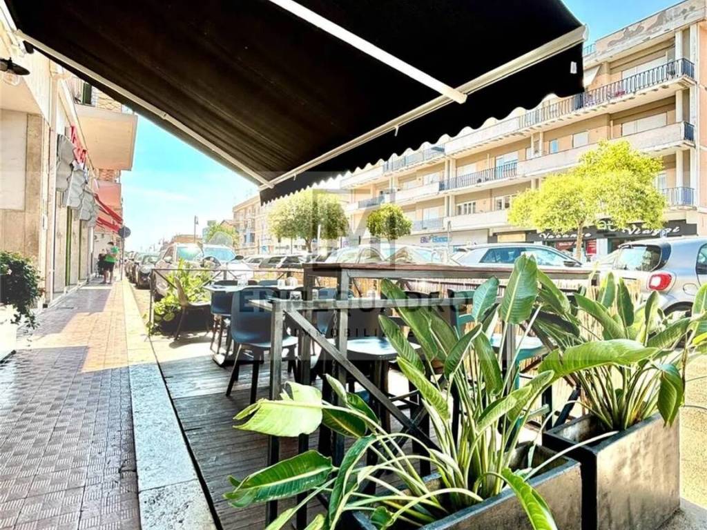 Attività commerciale, centro, terracina
