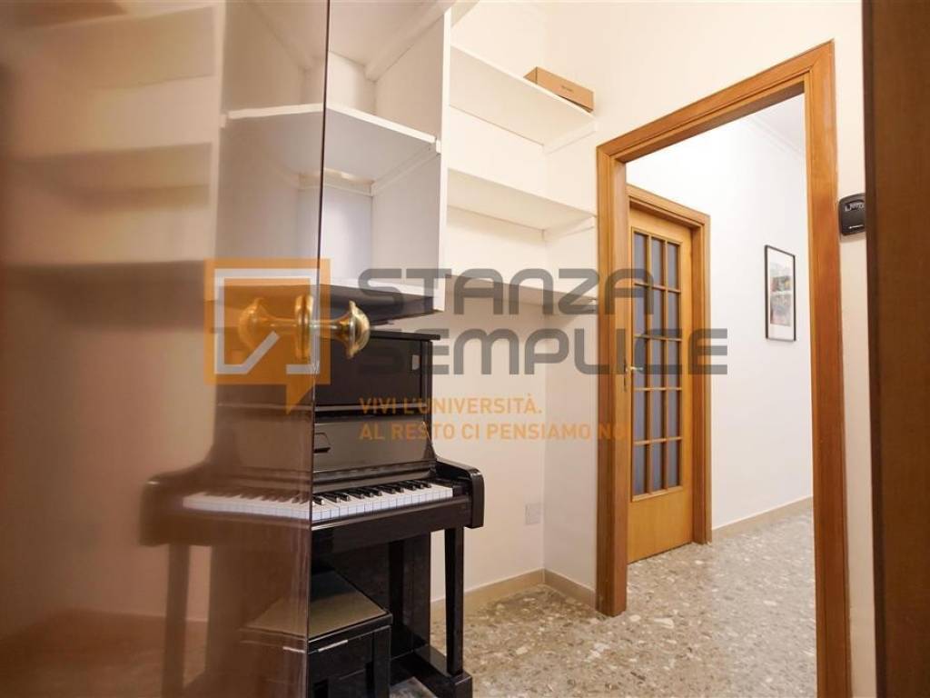 Stanza in affitto in appartamento via bognar 43 ,, pozzuoli