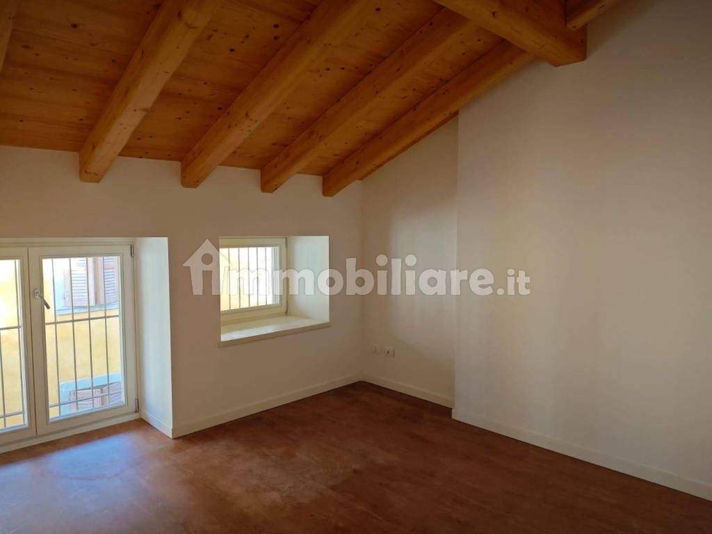 Stanza non arredata