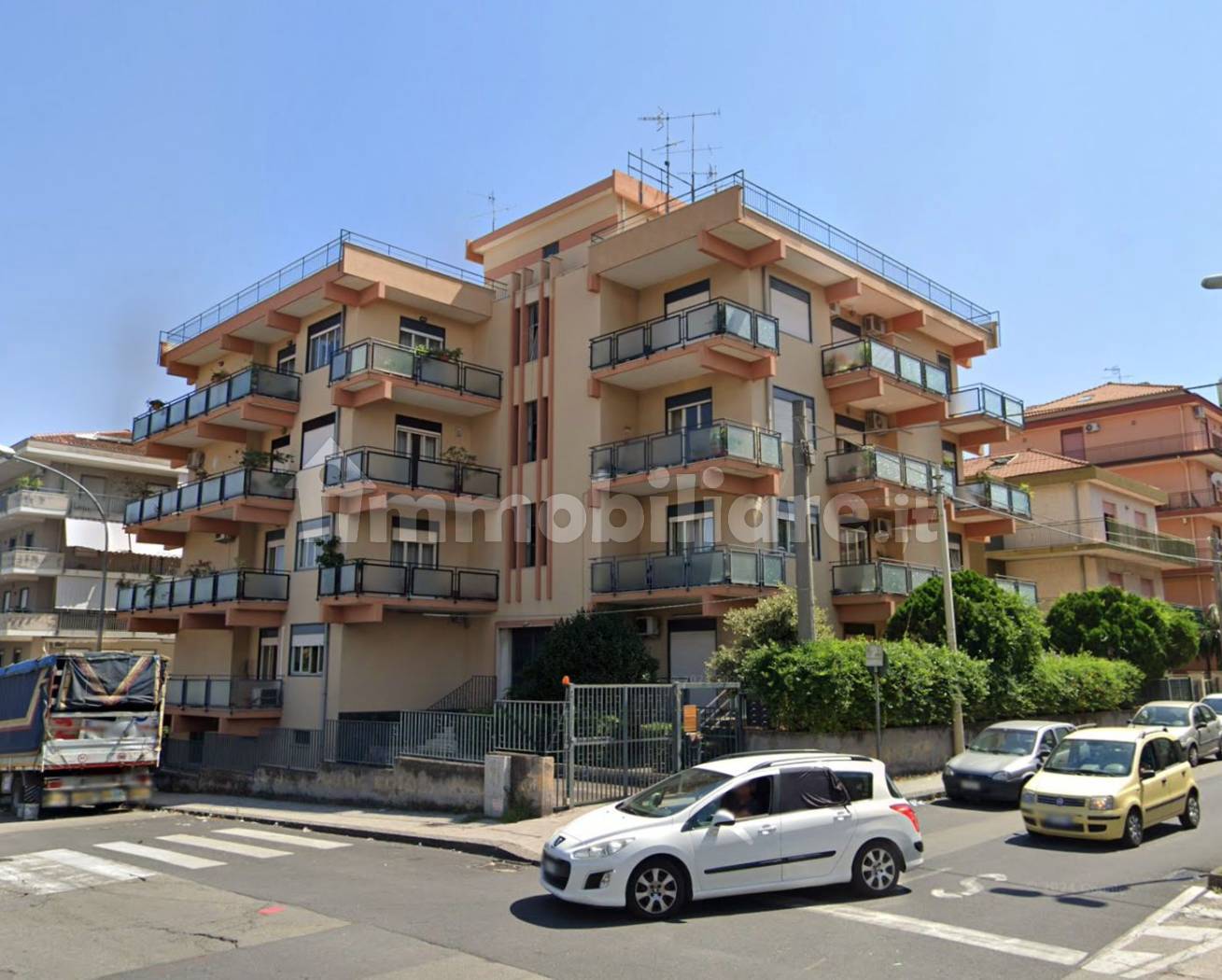 Appartamento in vendita a Giarre