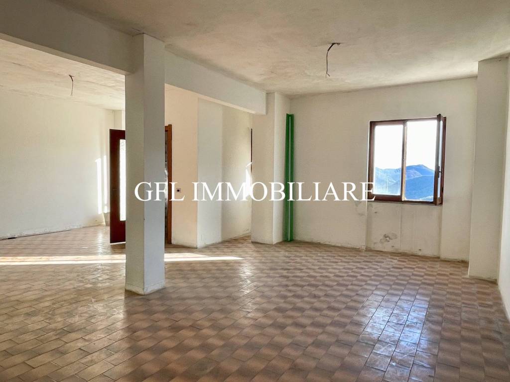 Stanza non arredata